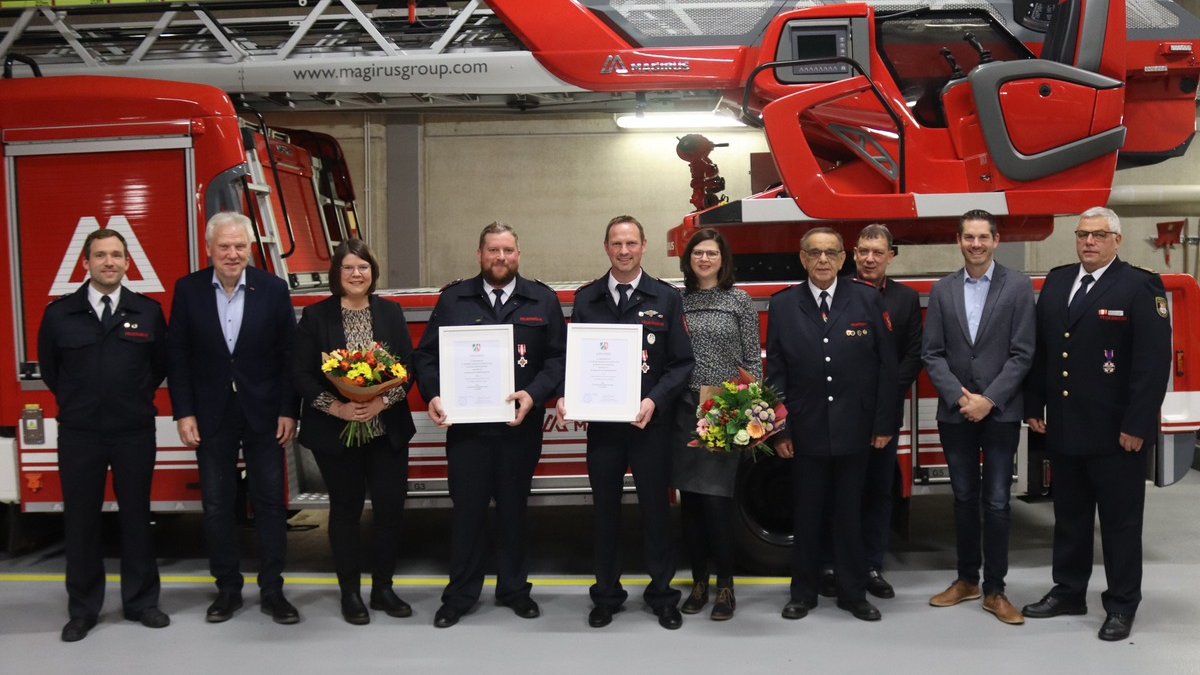 FW Gangelt: Mehr als 110 Jahre ehrenamtliches Engagement - Foto: presseportal.de