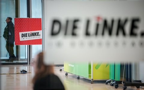 Die Linksfraktion im Bundestag löst sich 18 Jahre nach ihrer Gründung auf. - Foto: Kay Nietfeld/dpa