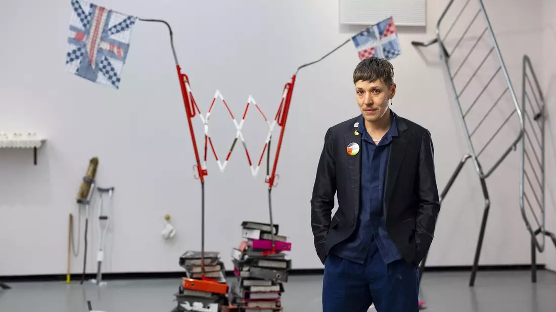 Jesse Darling erhielt die bedeutendste britische Auszeichnung für moderne Kunst. - Bild: David Parry/PA Wire/dpa