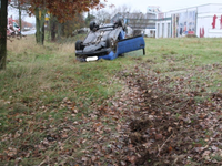 POL-DN: Unfall beim Überholen - Pkw überschlägt sich mehrfach - Foto: presseportal.de