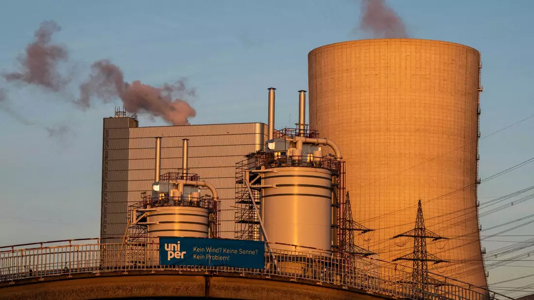 Das Steinkohlekraftwerk Datteln 4 liefert seit 2020 Strom. Seine Inbetriebnahme war von Protesten begleitet worden. - Bild: Bernd Thissen/dpa