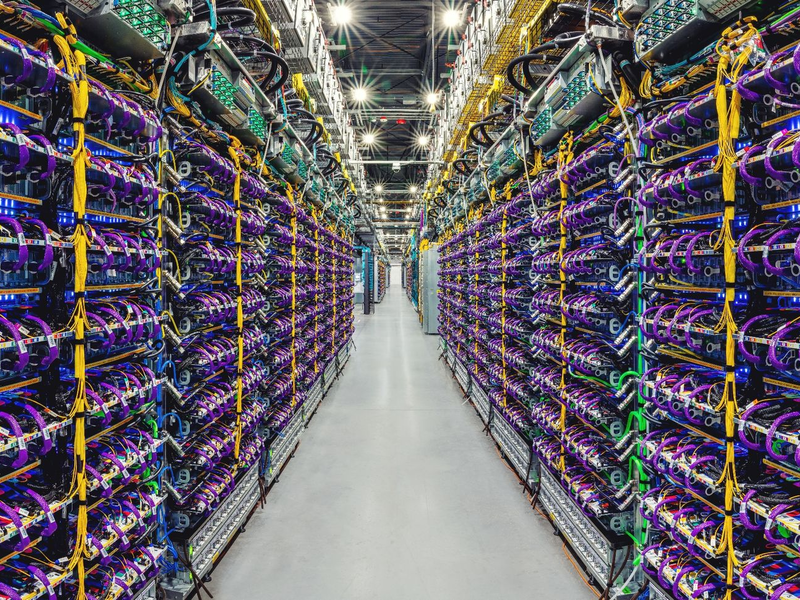 Google will mit dem neuen Sprachmodell Gemini den Konkurrenten OpenAI übertreffen. - Foto: Google/dpa