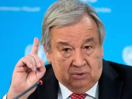 António Guterres, Generalsekretär der Vereinten Nationen (UN), spricht während eines Besuchs im UN-Büro in der kenianischen Hauptstadt Nairobi. - Foto: Khalil Senosi/AP/dpa