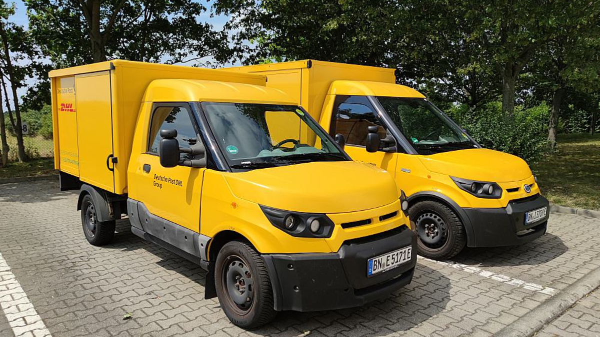 Deutsche-Post-Transporter (Archiv) - Foto: über dts Nachrichtenagentur