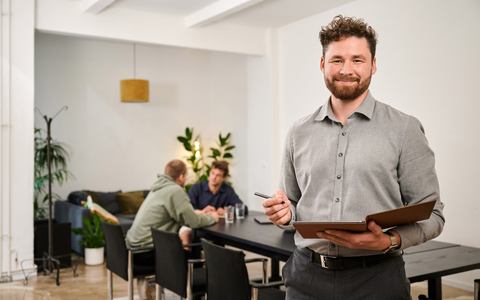 Falsche Erwartungen und Versagensängste beim Sex: Gavin Sexton von Lovebetter erklärt, welche Folgen ein übermäßiger Pornografie-Konsum für das Sexualleben hat - Foto: presseportal.de Falsche Erwartungen und Versagensängste beim Sex: Gavin Sexton von Lovebetter erklärt, welche Folgen ein übermäßiger Pornografie-Konsum für das Sexualleben hat - Foto: presseportal.de