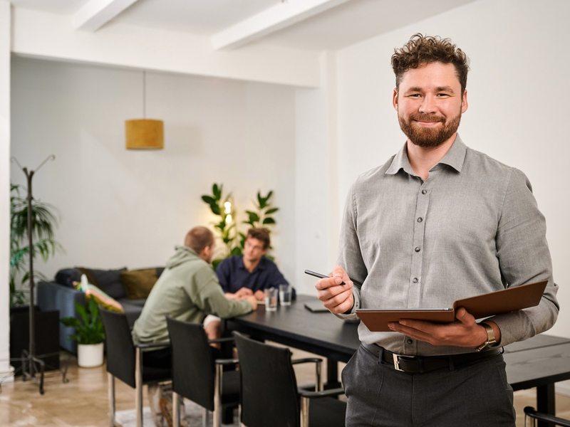 Falsche Erwartungen und Versagensängste beim Sex: Gavin Sexton von Lovebetter erklärt, welche Folgen ein übermäßiger Pornografie-Konsum für das Sexualleben hat - Foto: presseportal.de