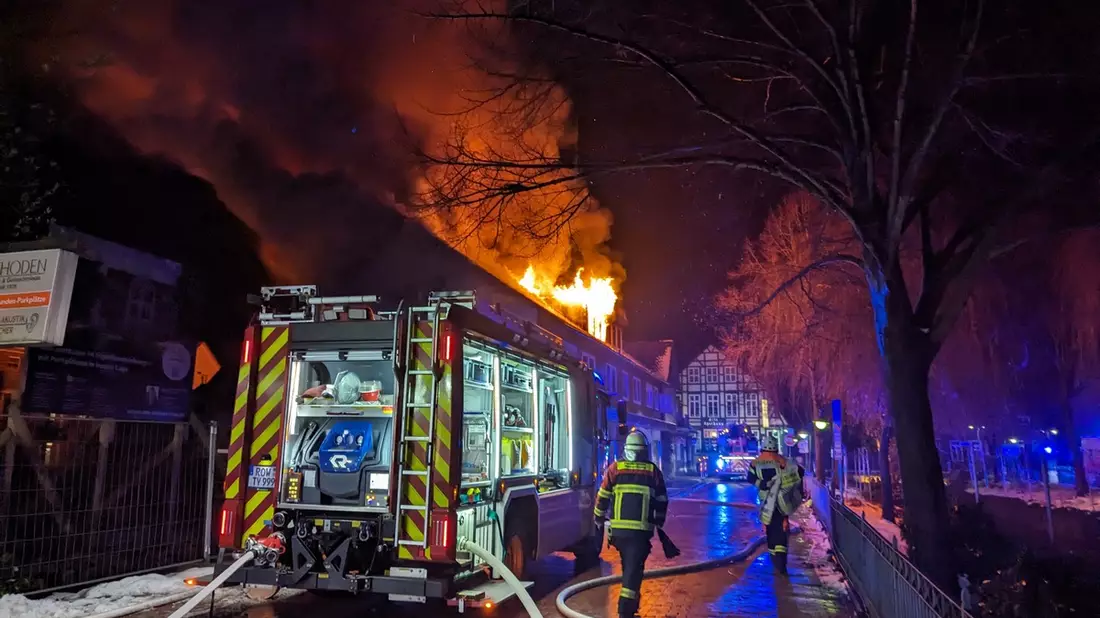 FW-ROW: Mehrfamilienhaus brennt in Rotenburger Altstadt - Bild: presseportal.de