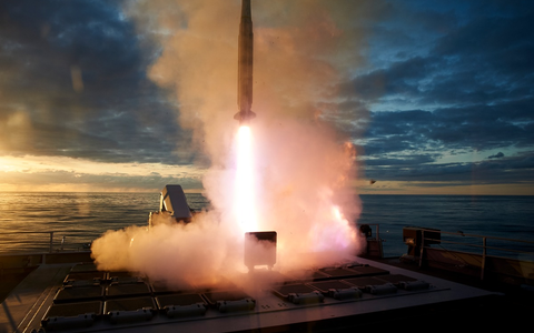 Fregatte Sachsen besitzt wieder ein Flugabwehrsystem / Neues VLS erfolgreich eingebaut - Foto: presseportal.de Fregatte Sachsen besitzt wieder ein Flugabwehrsystem / Neues VLS erfolgreich eingebaut - Foto: presseportal.de