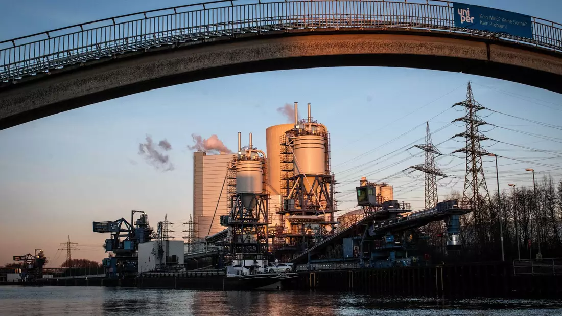 Um das Steinkohlekraftwerk Datteln 4 gibt es seit vielen Jahren Streit. - Bild: Bernd Thissen/dpa