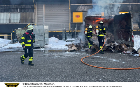 FW-M: Papierpresse in Brand (Untermenzing) - Foto: presseportal.de