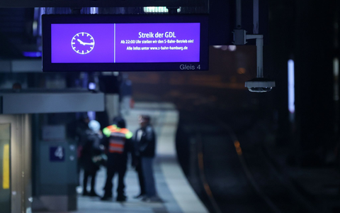 Der Warnstreik auf der Schiene hat bundesweit begonnen. - Foto: Bodo Marks/dpa
