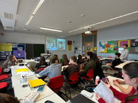 Lernen nach dem TikTok-Prinzip: Lehrkräfte beobachten Kompetenzstärkung der Schüler:innen durch DigitalSchoolStory - Foto: presseportal.de