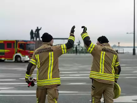 FW Bremerhaven: Schnupperkurse der Feuerwehr im Stadtteil Leherheide - Foto: presseportal.de