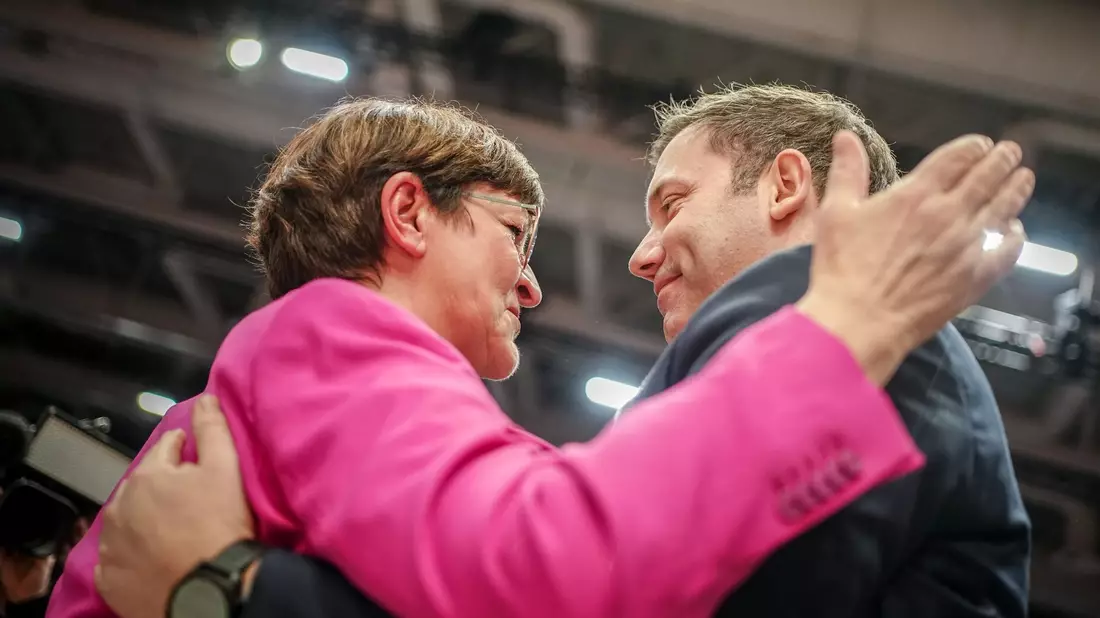 Bas las ihrer Partei die Leviten.  - Bild: Kay Nietfeld/dpa