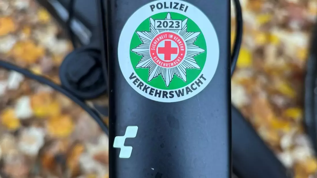 POL-BN: Lichtaktion Sehen und gesehen werden - Bilanz der Fahrradkontrollen an Bonner Schulen zur dunklen Jahreszeit - Bild: presseportal.de