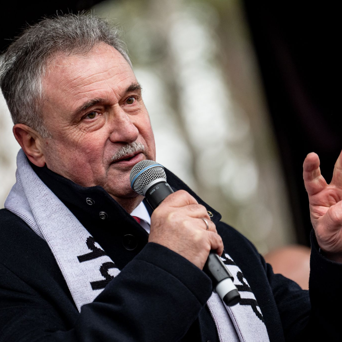 «Wir werden sie knacken», sagt GDL-Chef Claus Weselsky über die Deutsche Bahn. - Foto: Fabian Sommer/dpa