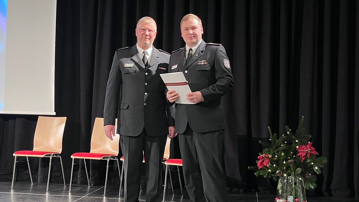 FW-SE: André Folta als neuer stellvertretener Kreiswehrführer im Kreis Segeberg vereidigt - Foto: presseportal.de