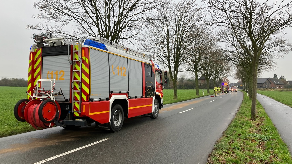 FW Tönisvorst: Brand in Lackierkabine in einem Industriebetrieb - Foto: presseportal.de