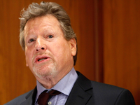 Der Schauspieler Ryan O'Neal starb mit 82 Jahren. - Foto: Jacquelyn Martin/AP