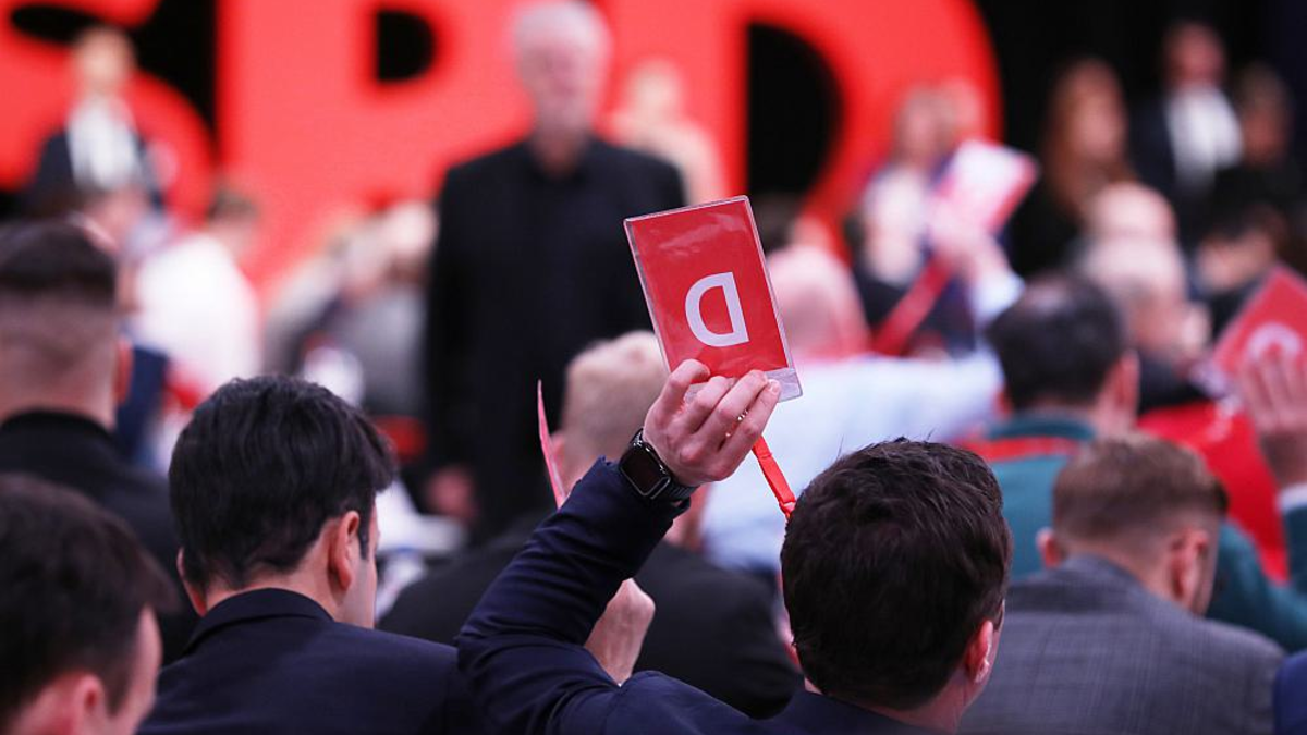 Abstimmung auf SPD-Parteitag im Dezember 2023 - Foto: über dts Nachrichtenagentur