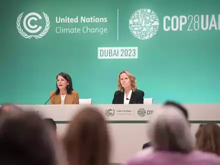 Die 28. UN-Klimakonferenz mit ihrem Präsidenten Sultan al-Dschaber findet derzeit in Dubai statt. - Foto: Hannes P. Albert/dpa