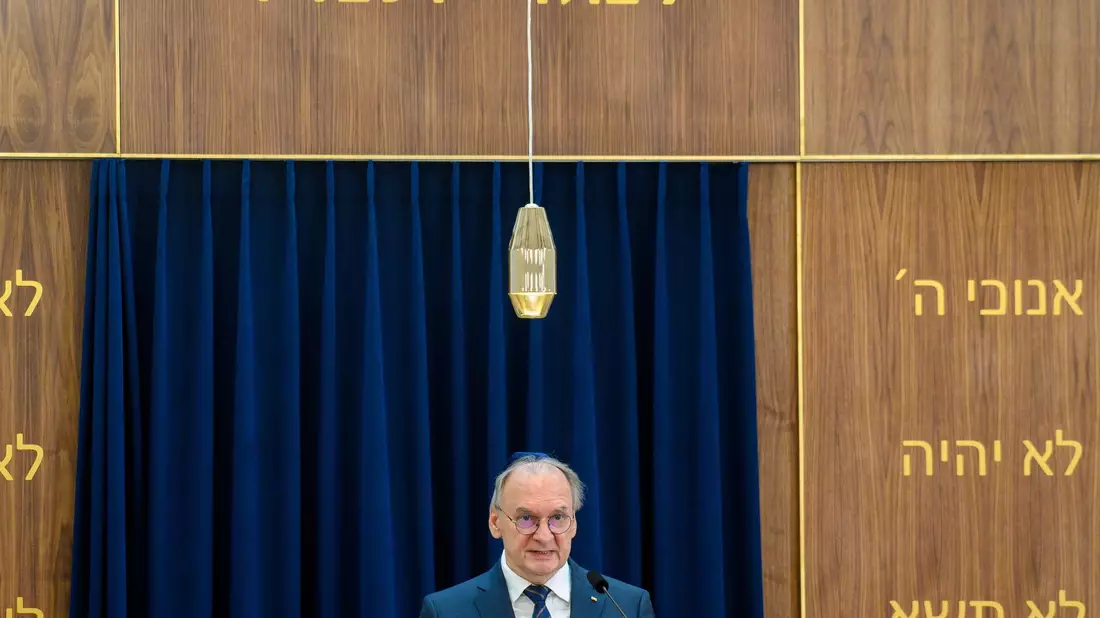 «Die Wirtschaft muss entlastet werden», sagt Ministerpräsident Reiner Haseloff. (Archivbild) - Bild: Klaus-Dietmar Gabbert/dpa