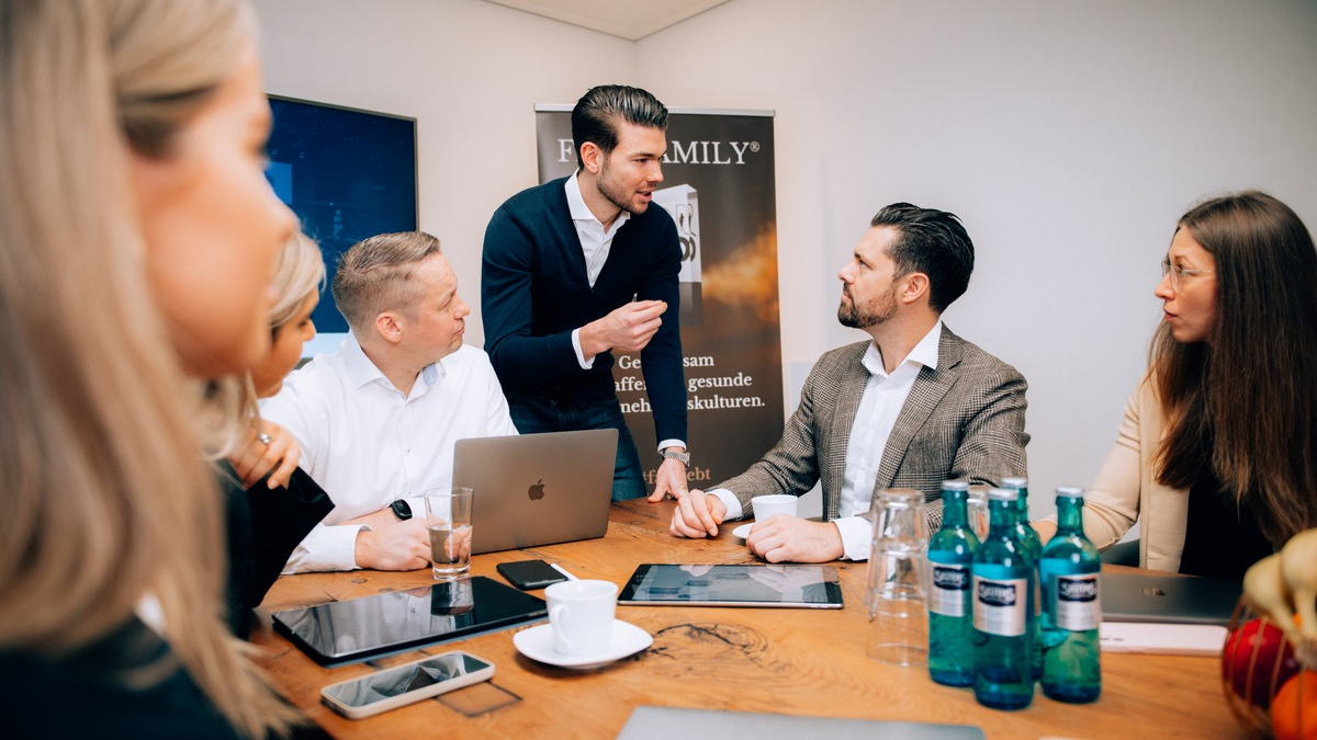 Personalnot in Kitas spitzt sich zu - Diese Benefits helfen jetzt bei der Personalsuche - Foto: presseportal.de