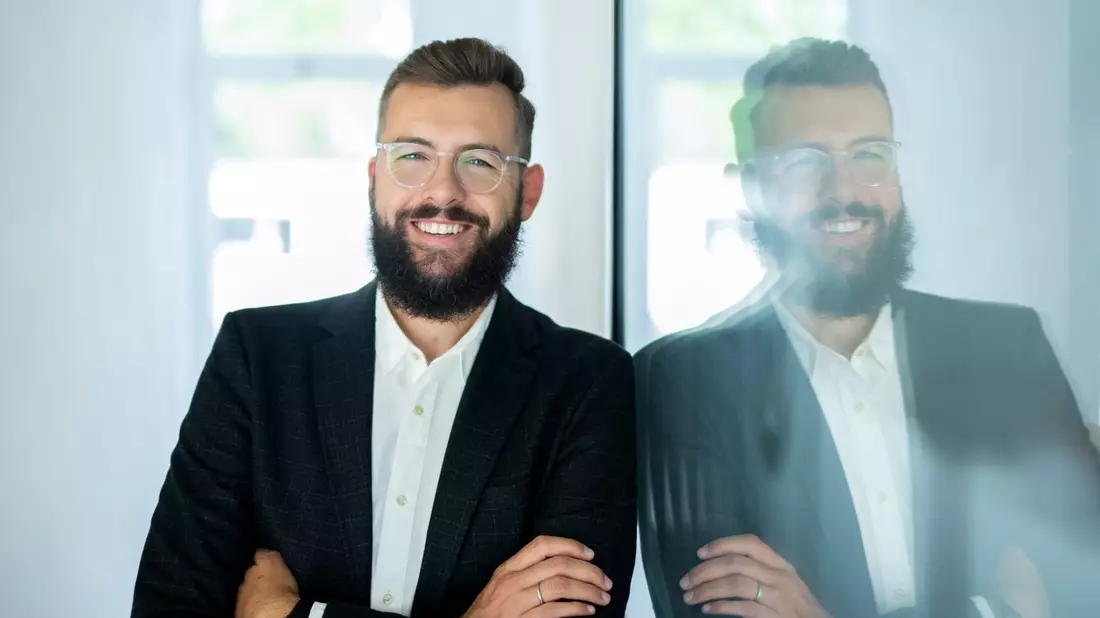Philipzig Consulting: Generation Z - Missverstandene Generation und Schlüssel zur Überwindung des Fachkräftemangels in Logistik- und Produktionsbranche - Bild: presseportal.de
