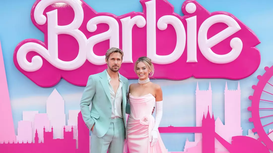 Ryan Gosling und Margot Robbie bei der «Barbie»-Premiere in London. - Bild: Scott Garfitt/Invision/AP/dpa
