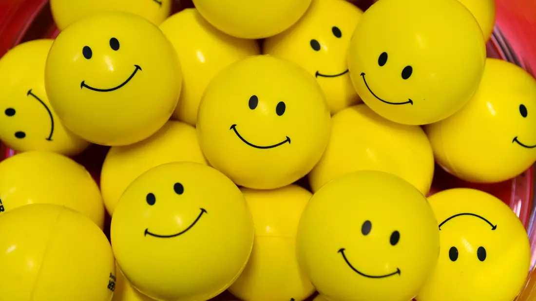 Startete vor 60 Jahren als schnelle Idee: der Smiley. - Bild: Martin Schutt/dpa-Zentralbild/dpa