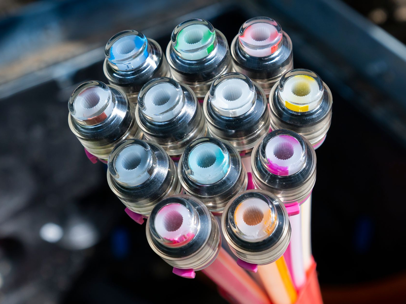 Kritik an Förderung: Beim Glasfaser-Ausbau will die Privatwirtschaft deutlich weniger Geld als geplant. - Foto: Matthias Rietschel/dpa-Zentralbild/dpa