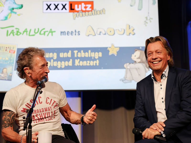 XXXL-Momente für die Ewigkeit: Hendrikje Balsmeyer, Peter Maffay und Band begeistern beim XXXLutz Charity-Event in Frankfurt - Foto: presseportal.de