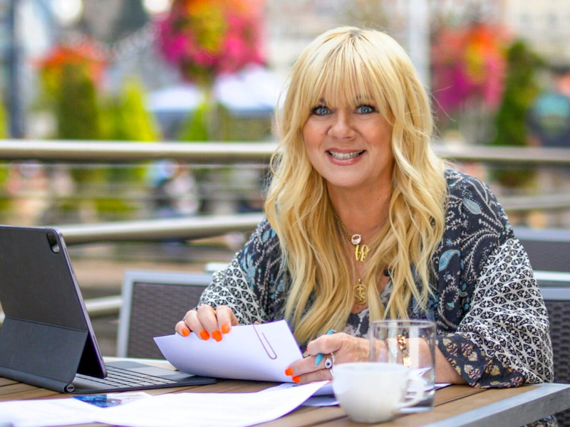 Julia Leischik Julia Leischik sucht - Bitte melde Dich - Foto: SAT.1, presseportal.de