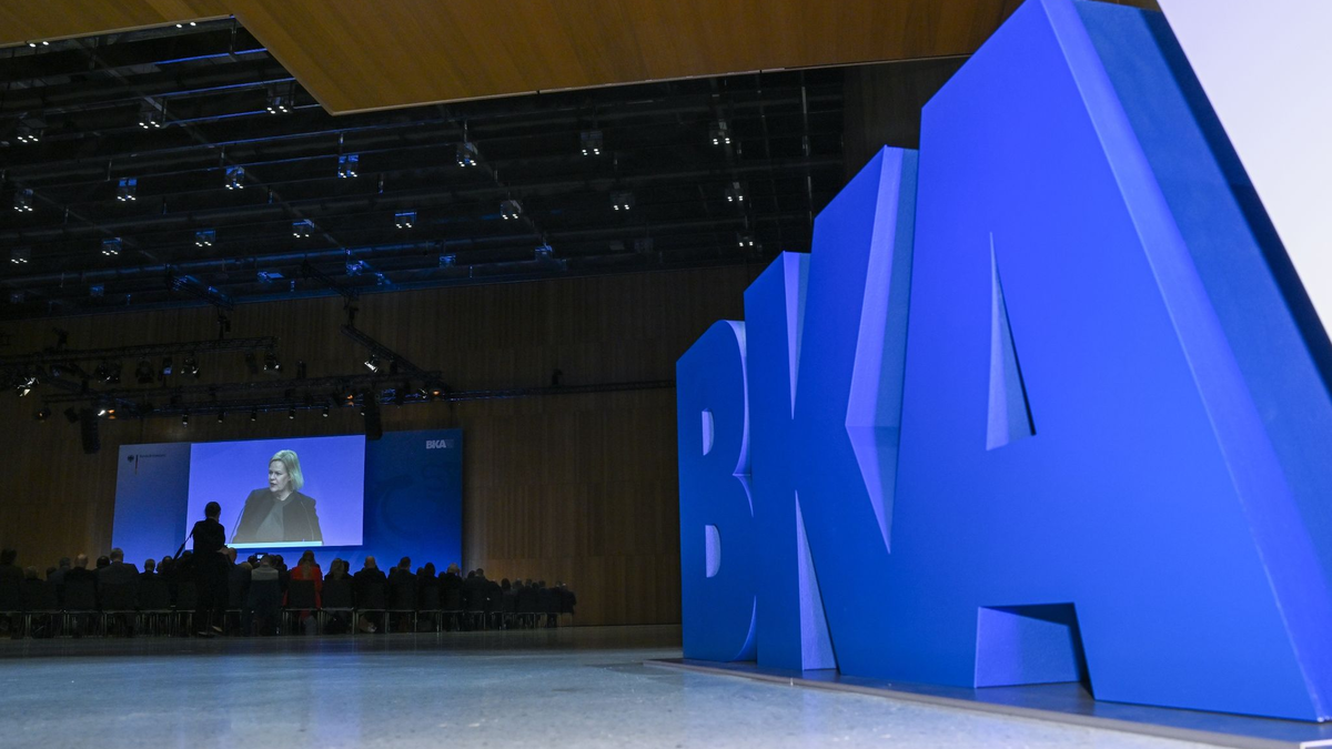 Das BKA warnt vor einer Gefährdung der Sicherheitslage in Deutschland im Zuge des Nahost-Konflikts. - Foto: Arne Dedert/dpa