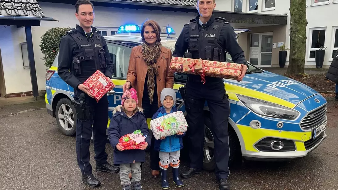POL-HA: Polizeipräsidentin Ursula Tomahogh überreicht Geschenke an Evangelische Jugendhilfe - Bild: presseportal.de