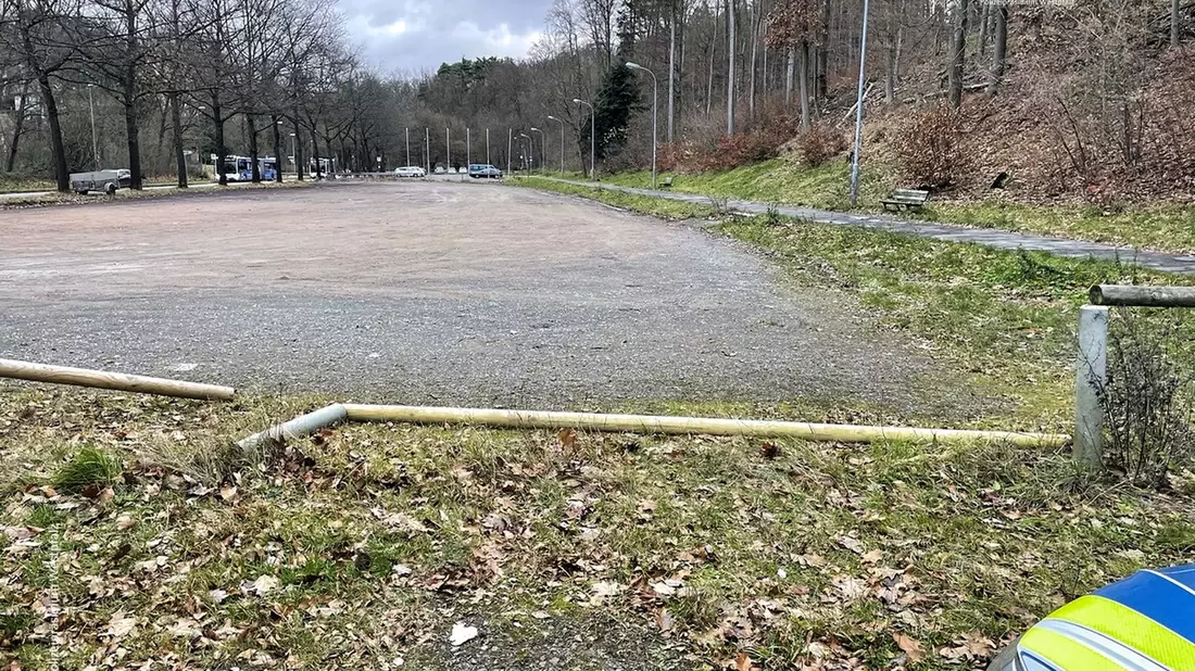 POL-PPWP: Geländer beschädigt - Fahrrad gestohlen - Bild: presseportal.de