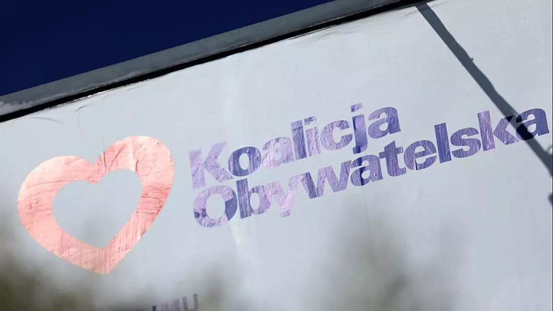 Wahlplakate für Parlamentswahl in Polen am 15. Oktober 2023 - Bild: über dts Nachrichtenagentur