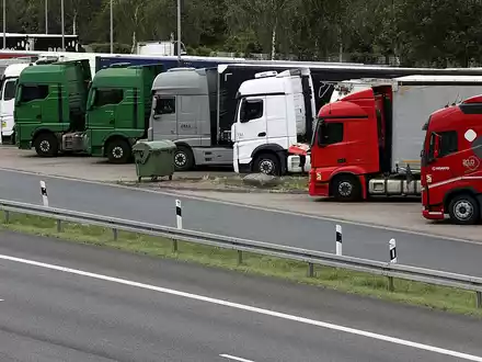 Lkw (Archiv) - Foto: über dts Nachrichtenagentur