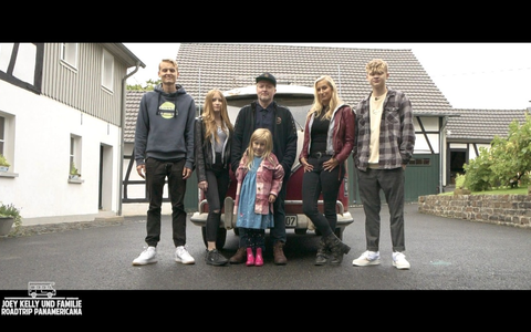 Neue Doku-Soap für RTLZWEI: Joey Kelly und Familie - Roadtrip Panamericana- die große Reise bei RTLZWEI beginnt - Foto: presseportal.de Neue Doku-Soap für RTLZWEI: Joey Kelly und Familie - Roadtrip Panamericana- die große Reise bei RTLZWEI beginnt - Foto: presseportal.de