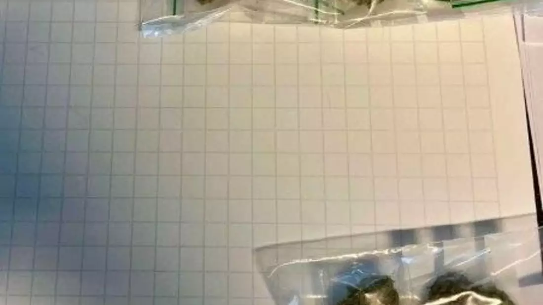 BPOL NRW: Bundespolizei beobachtet mutmaßlichen Drogendealer bei Verkauf - Bild: presseportal.de