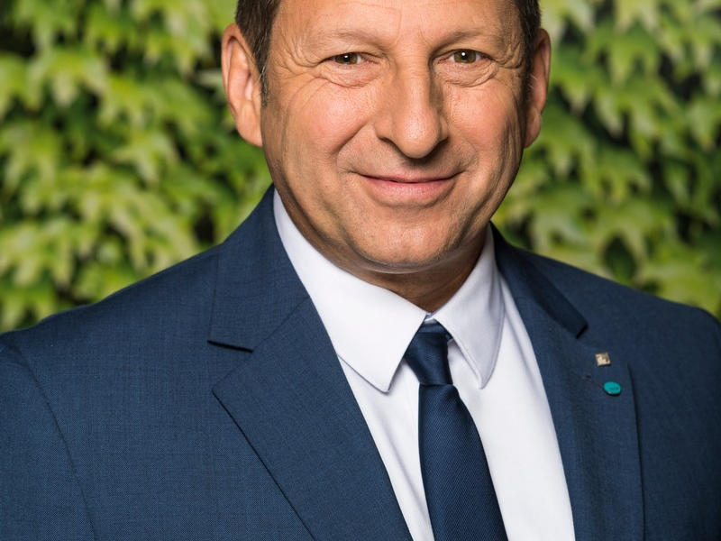 GaLaBau-Betrieb stoppt öffentliche Auftragsvergabe ohne VOB / Wegweisender Beschluss des Oberlandesgerichts Karlsruhe: 100-prozentige Stadt-Tochter muss Landschaftsbauarbeiten europaweit ausschreiben - Foto: presseportal.de