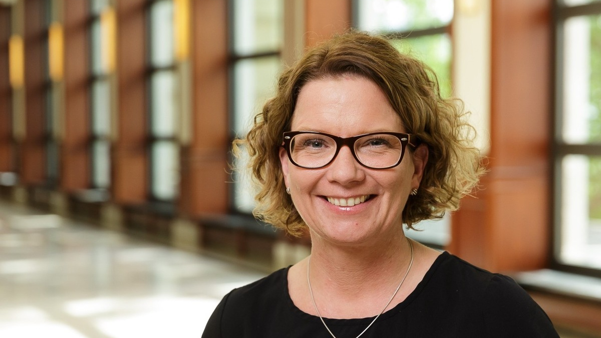 aba stellt Weichen für die Nachfolge des aba-Vorsitzenden Dr. Georg Thurnes - Beate Petry von der BASF SE wird ihm im Mai 2025 nachfolgen - Foto: presseportal.de