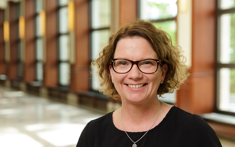 aba stellt Weichen für die Nachfolge des aba-Vorsitzenden Dr. Georg Thurnes - Beate Petry von der BASF SE wird ihm im Mai 2025 nachfolgen - Foto: presseportal.de