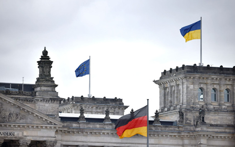 Kurz nach ihrer Ankunft in Deutschland gaben 20 Prozent der Ukrainer an, mit ihrem Leben zufrieden zu sein, inzwischen sagen das 27 Prozent. - Foto: Carsten Koall/dpa