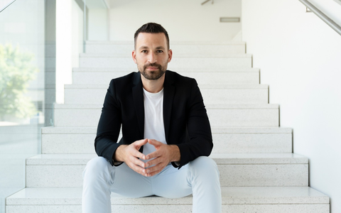 Patrick Hofer von der Vinnit-X GmbH: Wie er Quereinsteiger zum erfolgreichen Online-Business führt - Foto: presseportal.de