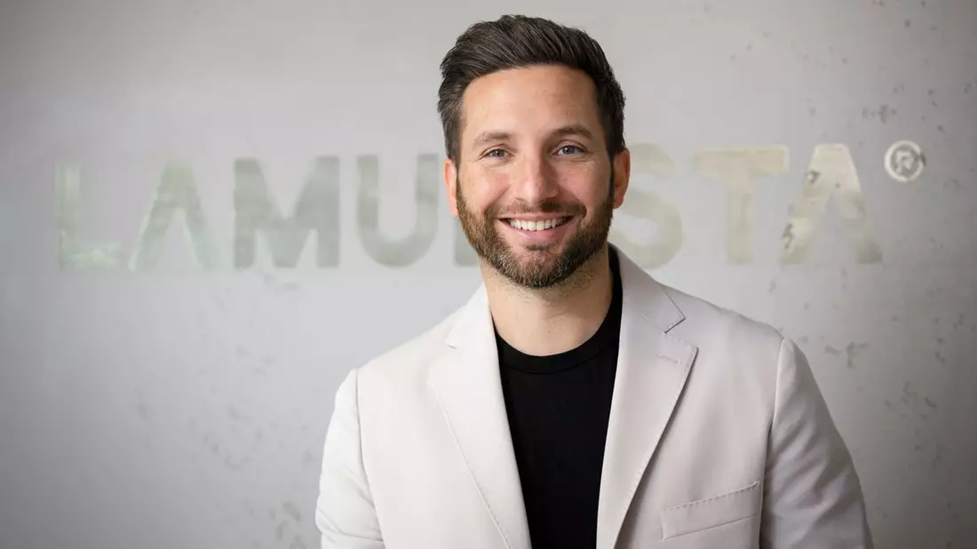 Alexander Baumer von der Baumer Marketing & Consulting GmbH: Kundengewinnung durch Social Media für Malerbetriebe - Bild: presseportal.de