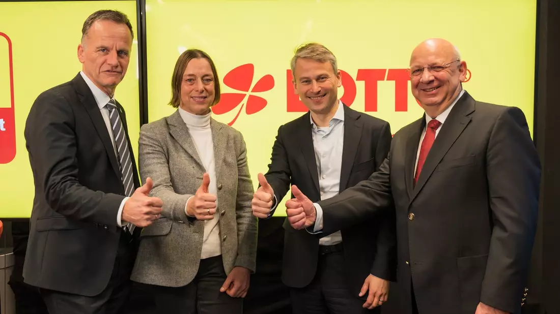 Zehn Jahre Sportförderung von LOTTO Hamburg - ein Gewinn für den Hamburger Sport / 4 Mio. Euro sind seit 2013 direkt in die Sportförderung geflossen - Bild: presseportal.de