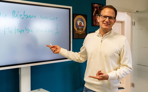 Bestens vorsorgen mit der BKV: Ralf Willems von der CORRIGO AG zeigt, worauf bei der Einrichtung einer betrieblichen Krankenversicherung zu achten ist - Foto: presseportal.de