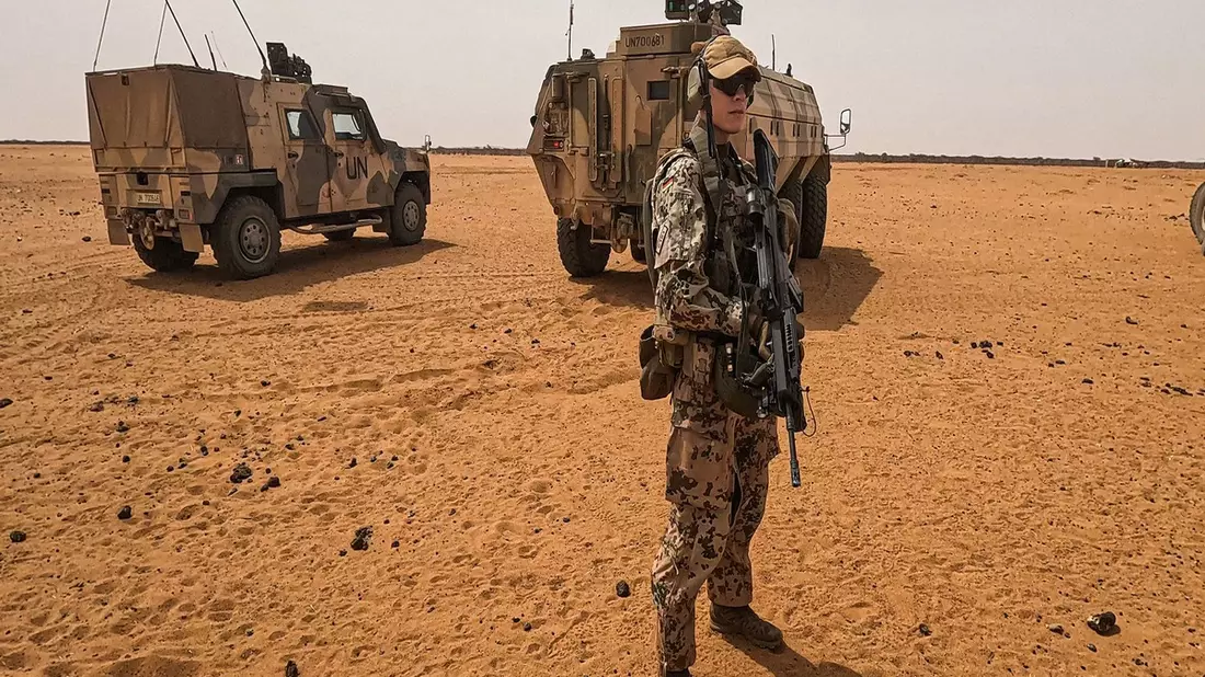 Einsatzbefehl Mali: NDR begleitete exklusiv norddeutsche Soldaten bei ihrem Einsatz - vierteilige Doku-Serie, Dokumentation mit u. a. Boris Pistorius, Podcast Streitkräfte und Strategien - Bild: presseportal.de