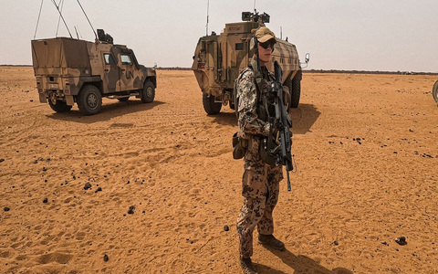 Einsatzbefehl Mali: NDR begleitete exklusiv norddeutsche Soldaten bei ihrem Einsatz - vierteilige Doku-Serie, Dokumentation mit u. a. Boris Pistorius, Podcast Streitkräfte und Strategien - Foto: presseportal.de